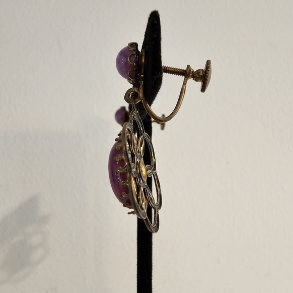 Vintage marbled purple flower dangle screwback earrings - Picture 6 of 9